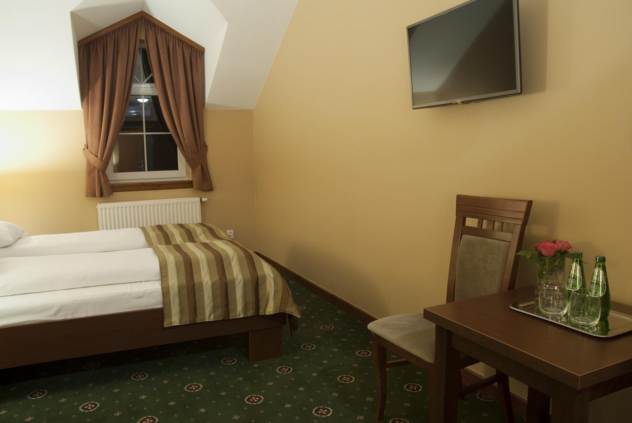 Hotel Dwor Galicja Stalowa Wola Luaran gambar